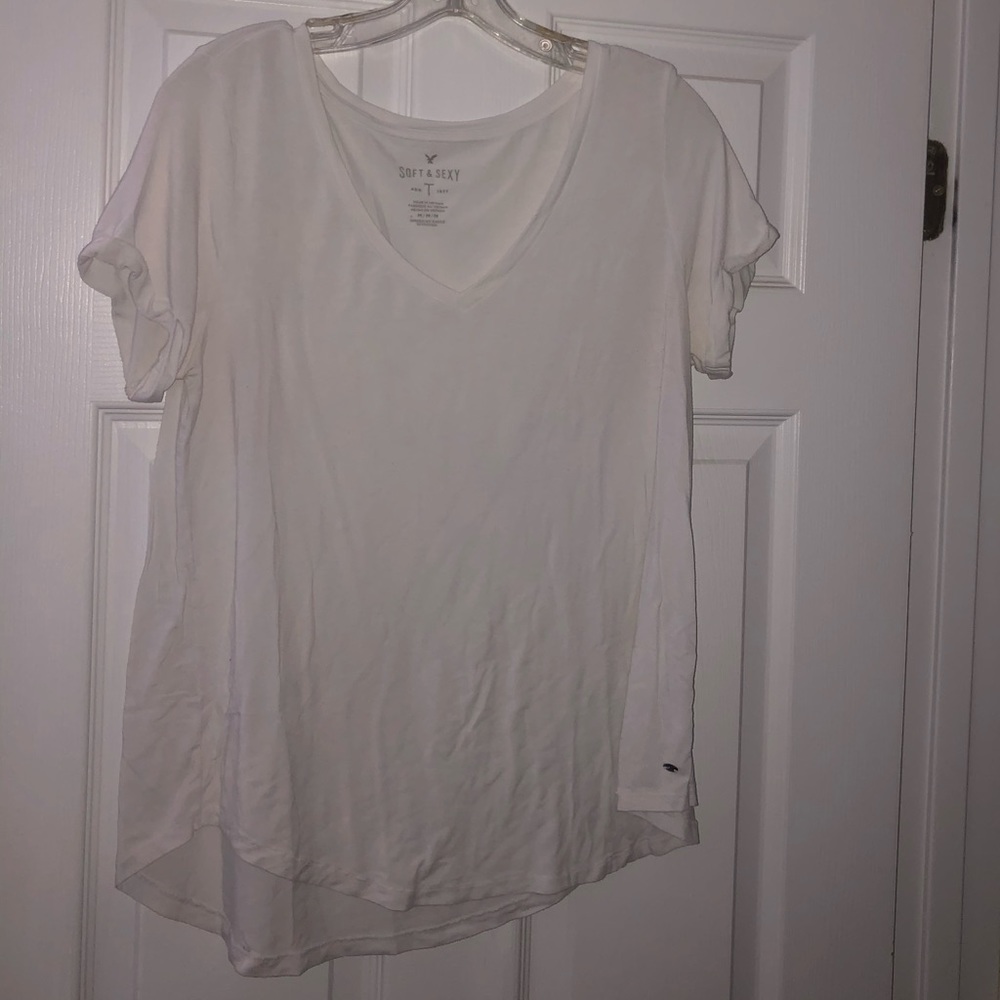 Soft & sexy American Eagle white t